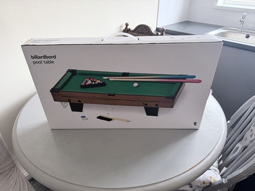 Mini pool table for kids - pool,